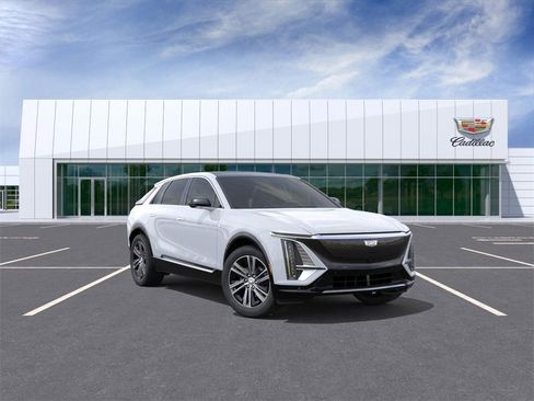 New 2026 Cadillac Lyriq Premium Luxury image 1