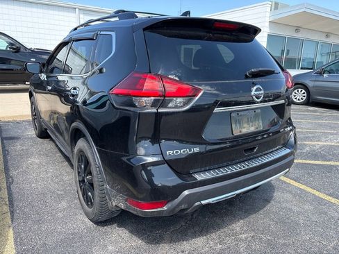 Used 2017 Nissan Rogue SV w/ Midnight Edition Package AWD/4WD image 6