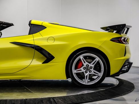 Used 2021 Chevrolet Corvette Stingray Premium Cpe w/ 3LT RWD image 13