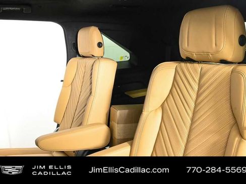 New 2025 Cadillac Escalade IQ Luxury 2 AWD/4WD image 23