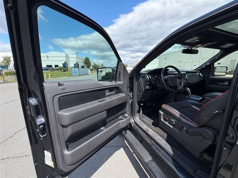 Used 2013 Ford F150 FX4 w/ FX Appearance Pkg AWD/4WD image 8