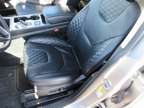 Used 2024 Ford Edge Titanium w/ Equipment Group 301A image 19