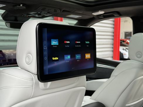 Used 2026 Cadillac Escalade V w/ LPO, ONYX Package image 26