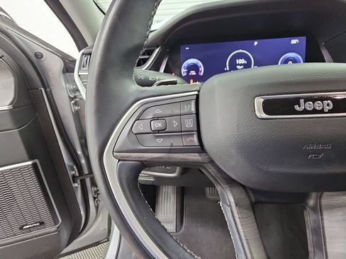 Used 2022 Jeep Grand Cherokee L Limited AWD/4WD image 28