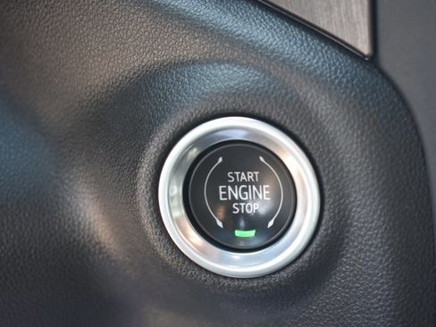 Used 2022 GMC Sierra 2500 AT4 w/ AT4 Preferred Package AWD/4WD image 29
