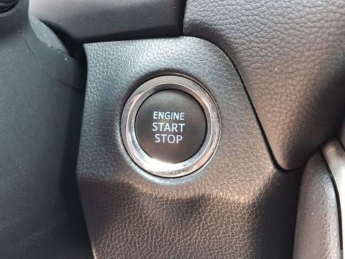 Used 2020 Toyota RAV4 XLE Premium AWD/4WD image 26