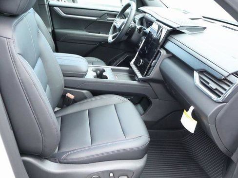 New 2026 GMC Acadia Elevation w/ Elevation Premium Package image 9