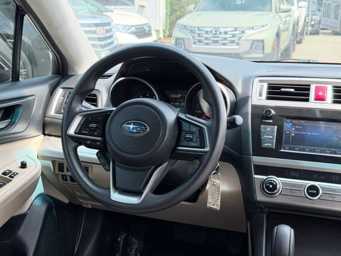 Used 2018 Subaru Outback 2.5i AWD/4WD image 27
