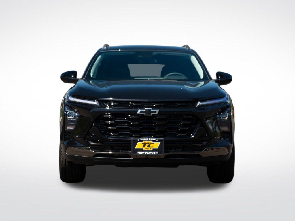 New 2026 Chevrolet Trax ACTIV w/ Driver Confidence Package FWD image 2