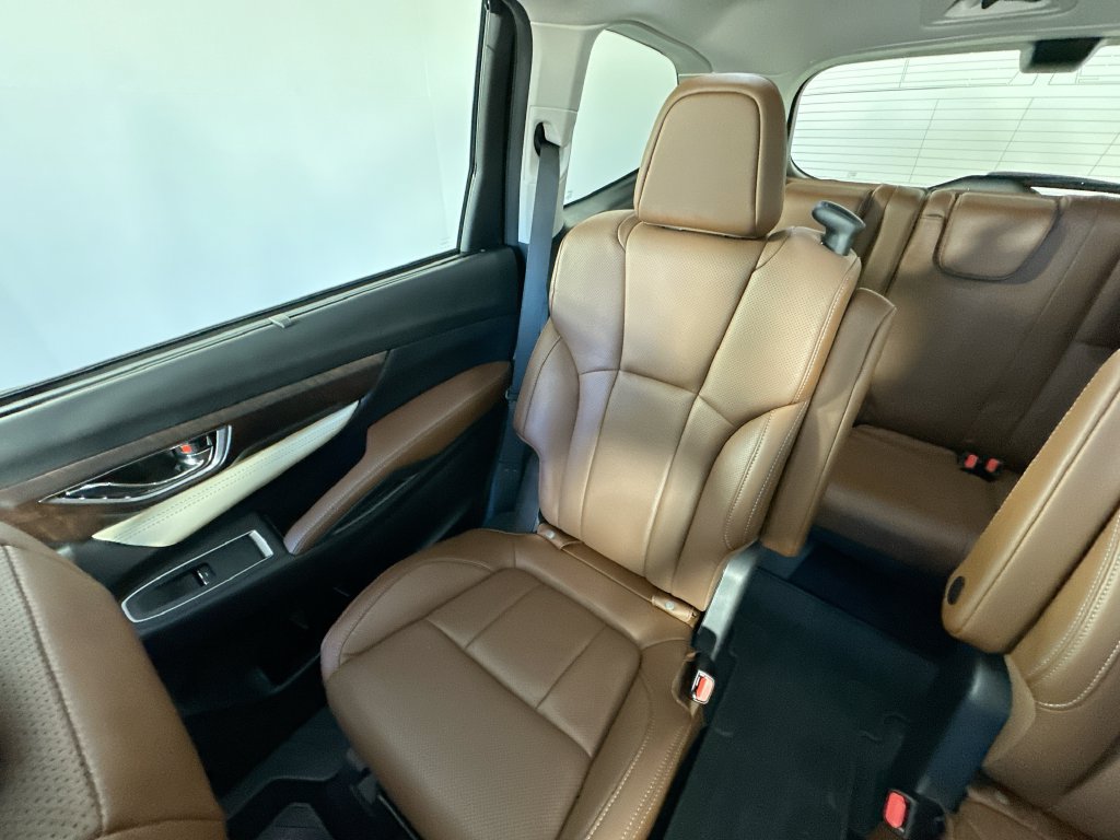 Used 2022 Subaru Ascent Touring AWD/4WD image 12