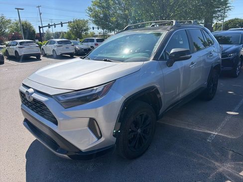 Used 2024 Toyota RAV4 XSE w/ Weather Package AWD/4WD image 31
