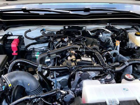 Used 2026 Toyota Tacoma SR RWD image 33