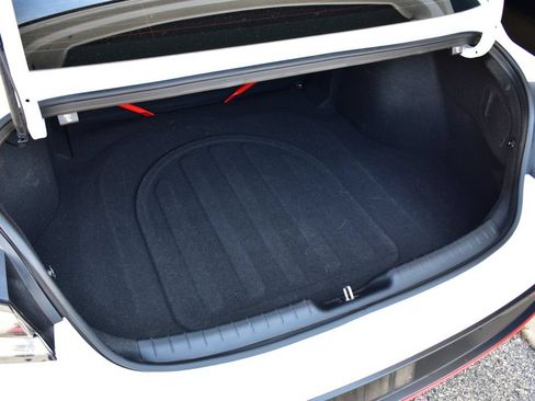 Used 2025 Hyundai Elantra N FWD image 26