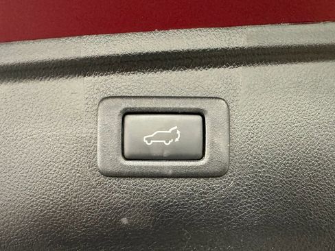 Used 2016 Subaru Outback 2.5i Limited AWD/4WD image 39