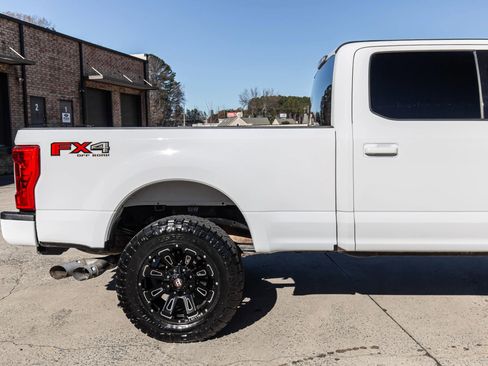 Used 2018 Ford F250 XLT w/ XLT Value Package image 14