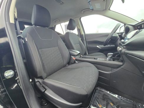 Used 2024 Nissan Kicks SV image 12