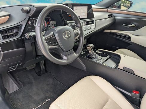 Used 2024 Lexus ES 350 w/ Premium Package image 6