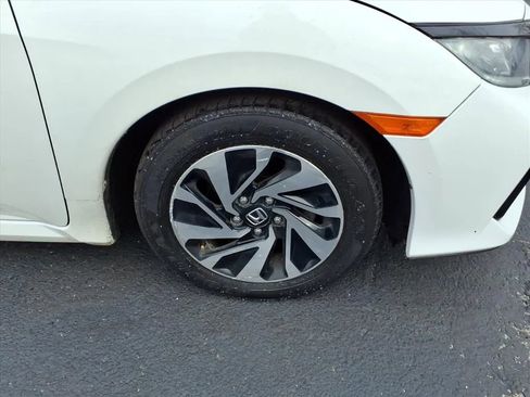 Used 2019 Honda Civic LX image 9