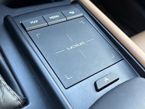 Used 2020 Lexus ES 350 w/ Premium Package image 23