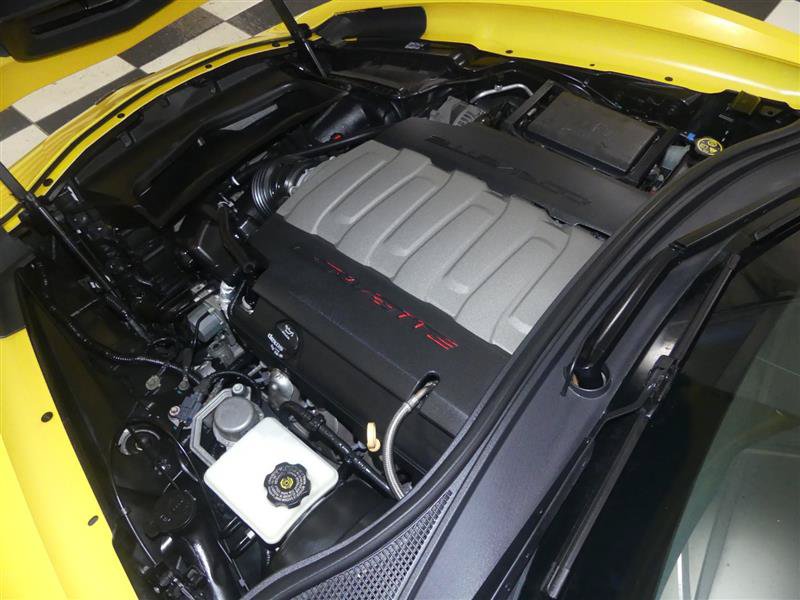Used 2015 Chevrolet Corvette Stingray Coupe w/ 3LT Preferred Equipment Group RWD image 31