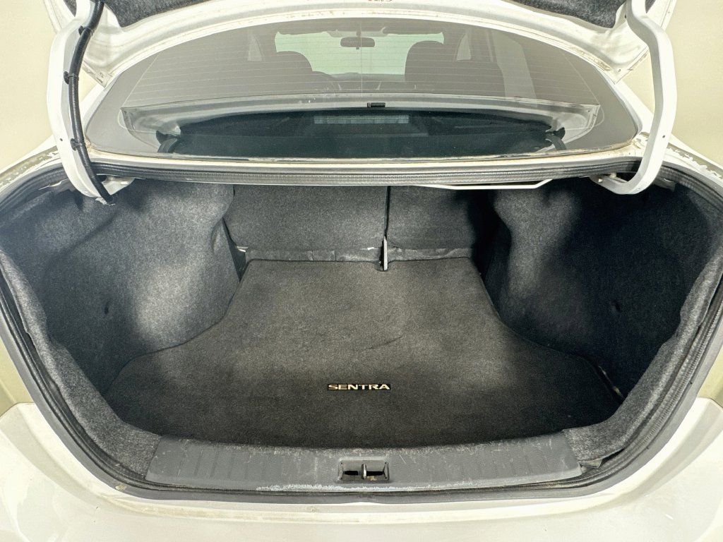 Used 2018 Nissan Sentra SV FWD image 27