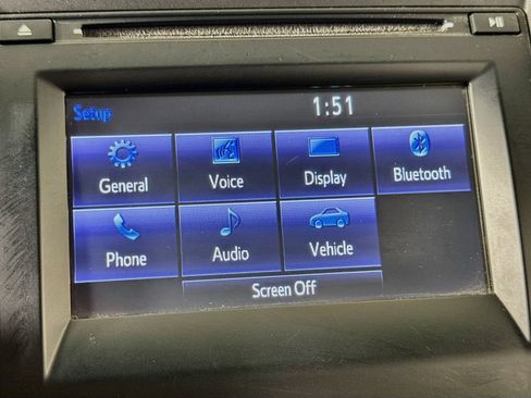 Used 2017 Toyota Camry LE FWD image 17