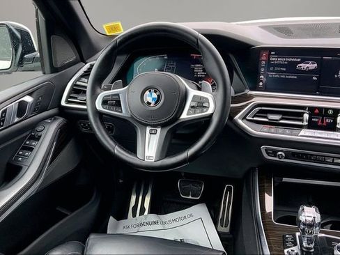 Used 2019 BMW X5 xDrive40i w/ M Sport Package image 11