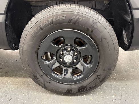 Used 2018 Nissan Titan S w/ S Utility Package image 19