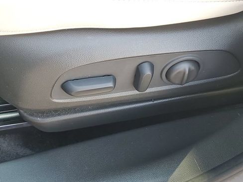 Used 2023 Buick Encore GX Essence w/ Experience Buick Package AWD/4WD image 7