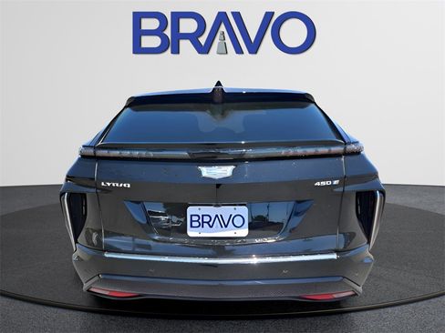 New 2024 Cadillac Lyriq Luxury image 4