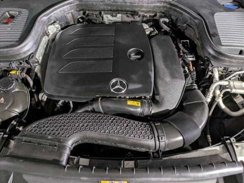 Certified 2022 Mercedes-Benz GLC 300 image 23