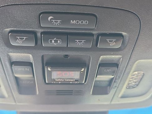Used 2019 Toyota Avalon Limited w/ Advanced Safety Package FWD image 26