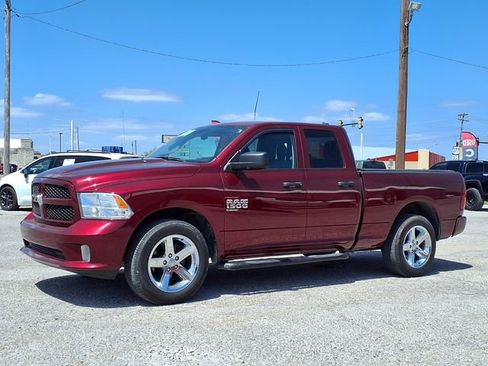 Used 2021 RAM 1500 Express RWD image 17