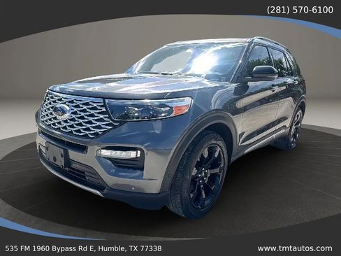 Used 2020 Ford Explorer Platinum w/ Premium Technology Package AWD/4WD image 2