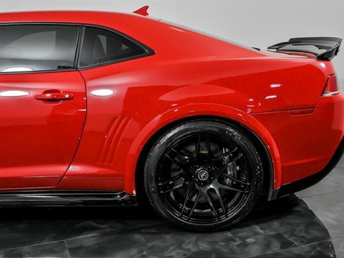 Used 2015 Chevrolet Camaro Z/28 RWD image 7