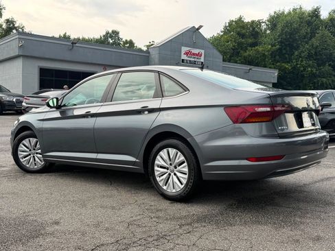 Used 2019 Volkswagen Jetta S w/ Driver Assistance Package FWD image 2
