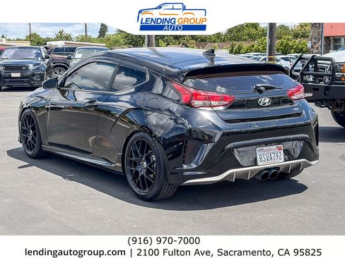 Used 2020 Hyundai Veloster Turbo R-Spec FWD image 2
