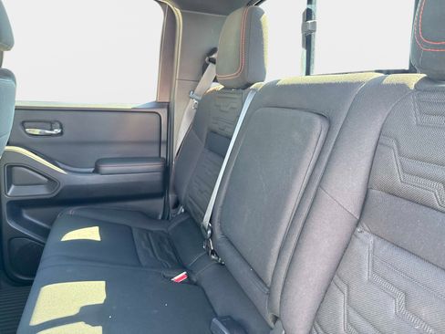 Used 2023 Nissan Frontier PRO-4X w/ Pro Convenience Package AWD/4WD image 13