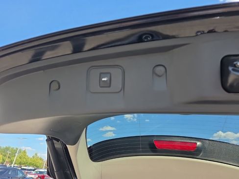 Used 2024 Nissan Murano SL image 13