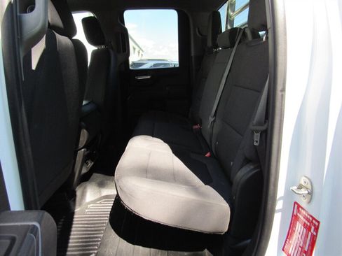 Used 2021 Chevrolet Silverado 2500 W/T w/ WT Convenience Package AWD/4WD image 15