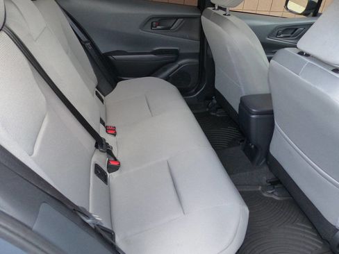 Used 2024 Toyota Prius LE FWD image 30