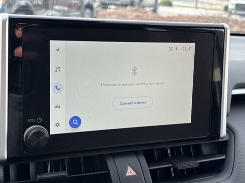 Used 2025 Toyota RAV4 XLE image 35