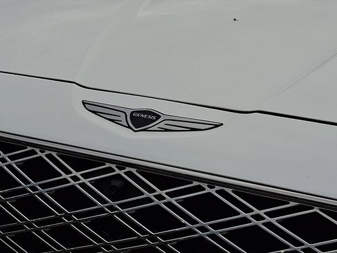Used 2025 Genesis GV80 3.5T Prestige AWD/4WD image 8