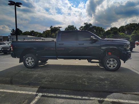 Used 2022 RAM 3500 Big Horn w/ Level A Equipment Group AWD/4WD image 4