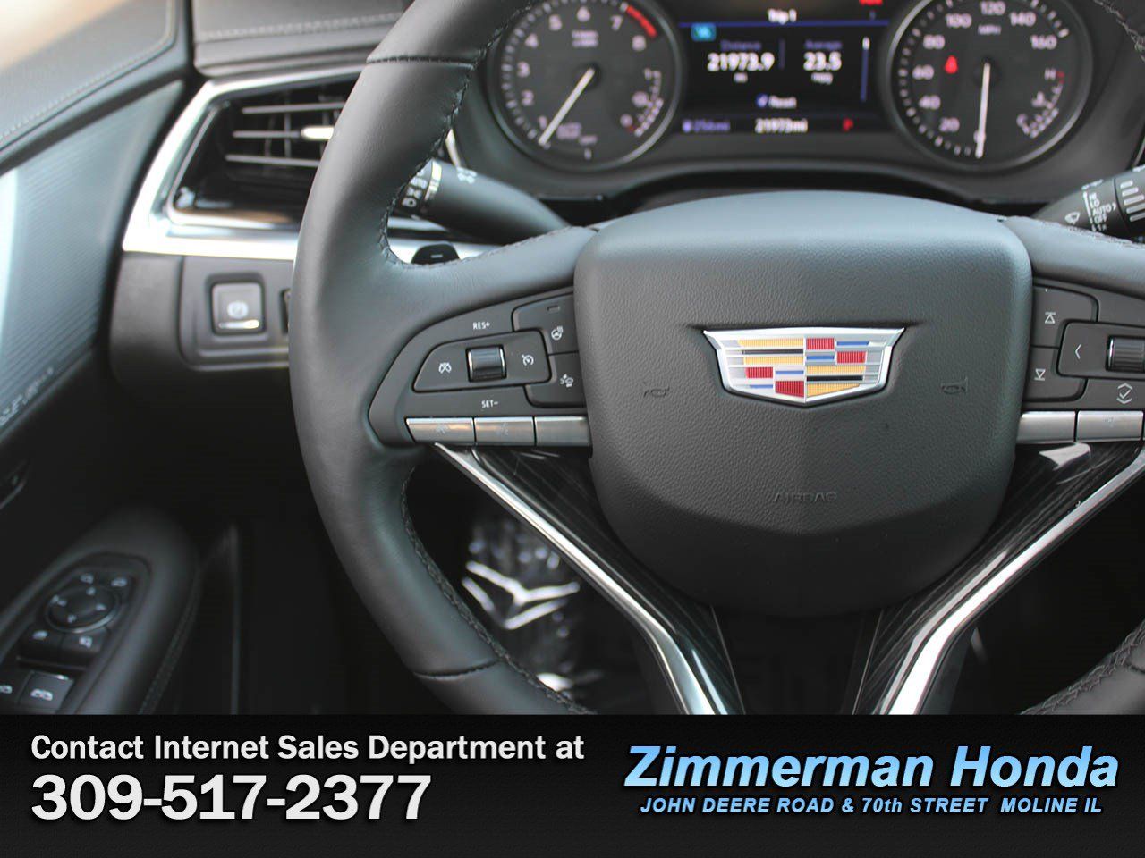 Used 2024 Cadillac XT6 Premium Luxury w/ Technology Package AWD/4WD image 14