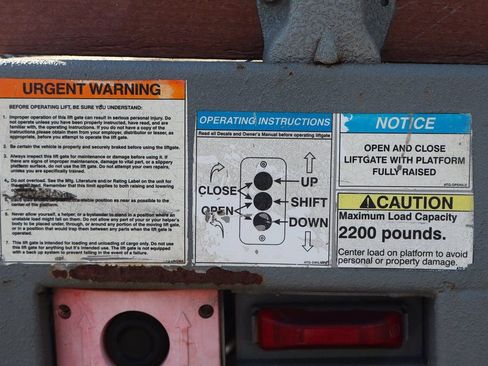 Used 2011 Ford F550 2WD Crew Cab Super Duty w/ Payload Upgrade Pkg image 47