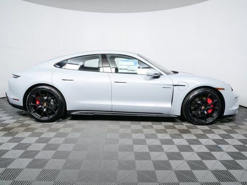 New 2026 Porsche Taycan GTS image 27