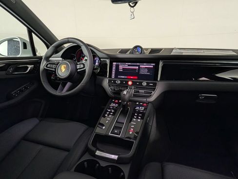 New 2026 Porsche Macan S AWD/4WD image 22