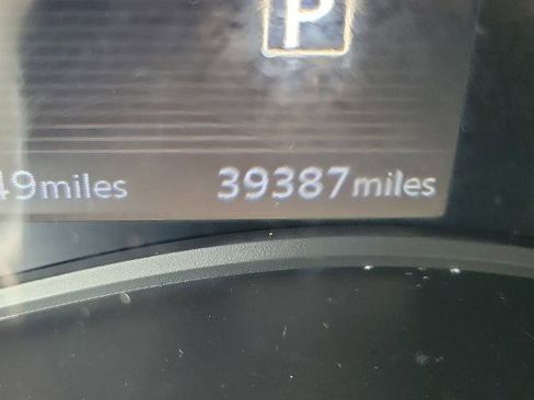 Certified 2023 Nissan Kicks SR w/ SR Premium Package image 28