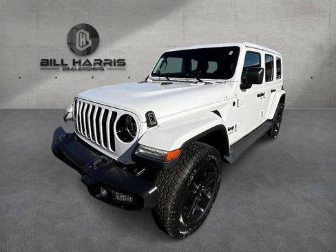 Used 2021 Jeep Wrangler Unlimited Sahara image 1